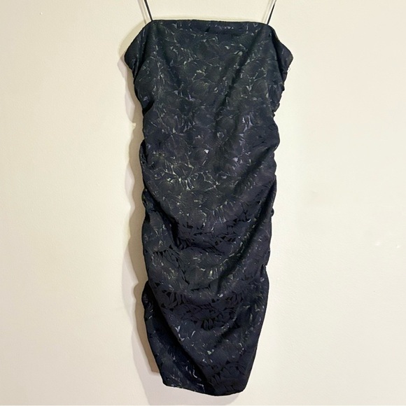 Dynamite Strapless Black Floral Pattern w Sheen Ruched Bodycon Party Dress NWT - Picture 1 of 16